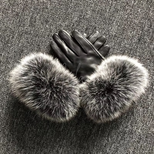 Fur Gloves