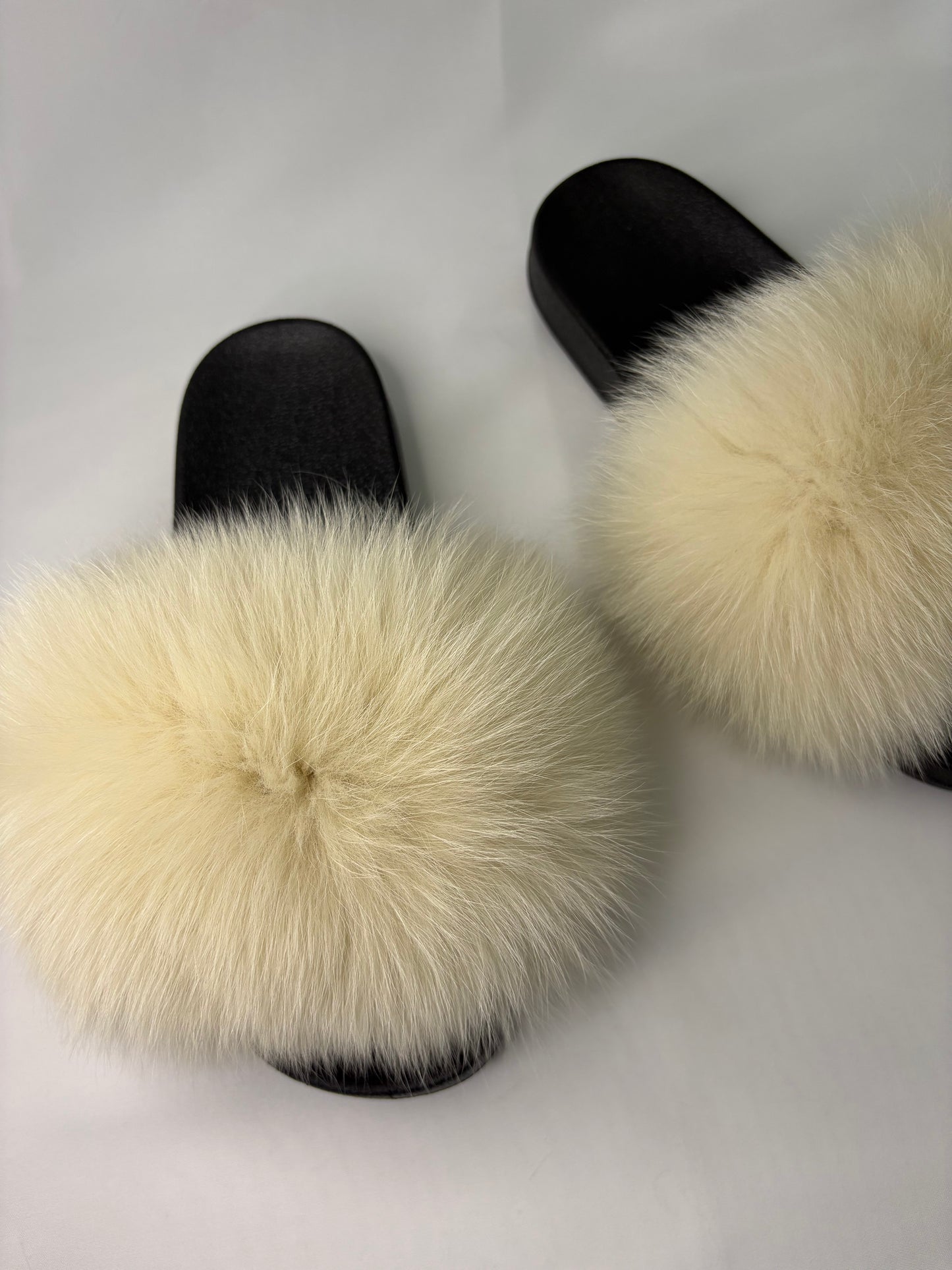 Cream Fur Sliders